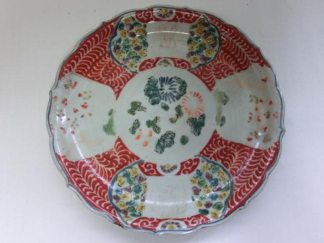 皿■古い赤絵中皿 花唐草紋 中国 唐物 花弁型 顗 古玩 古美術 骨董品■
