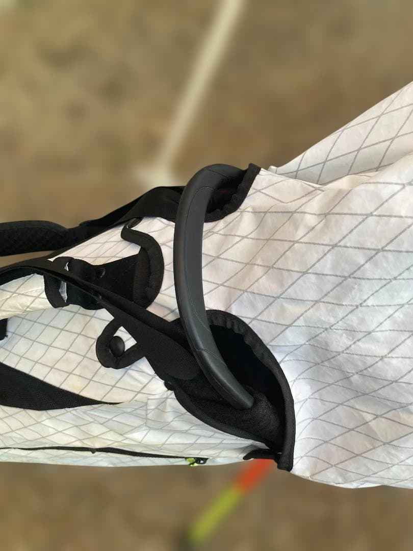 adidas スタンド型　キャディバック　X-pac 生地使用　軽量　アディゼロ