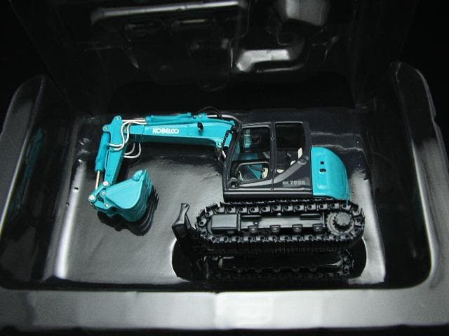開封　未使用品　KOBELCO コベルコ建機　SK75SR 1/50 模型
