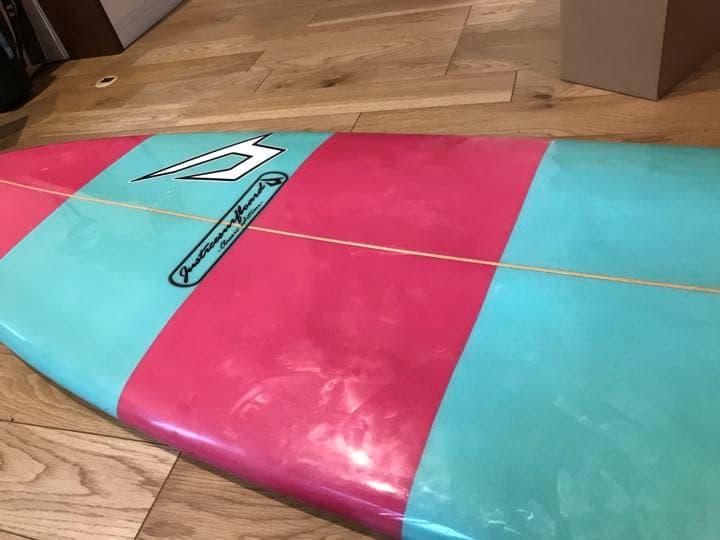 5'9\"［FLAVOR］クラッシックモデルジャスティスサーフボード　フィンなし