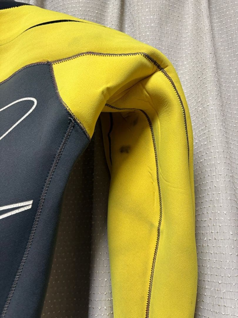 O'NEIL(オニール) 3mm ドライスーツ メンズ MLサイズ相当