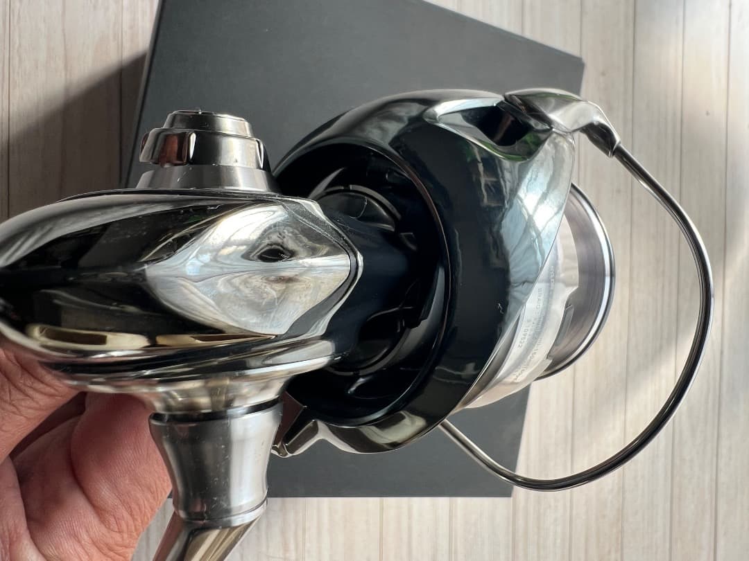 【超美品】ダイワ　22イグジストLT5000CXH