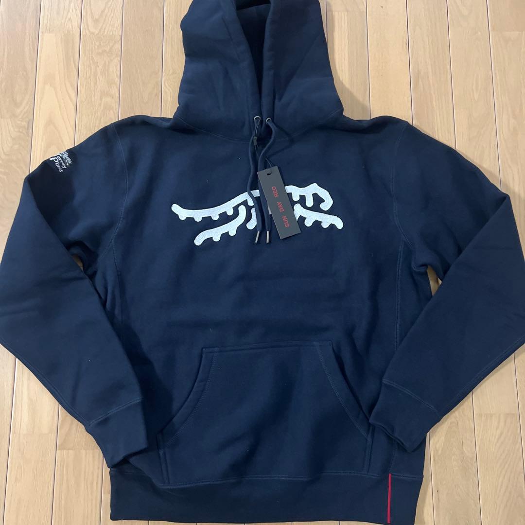 SUN DAY RED サンデーレッド　タイガーウッズ　パーカー