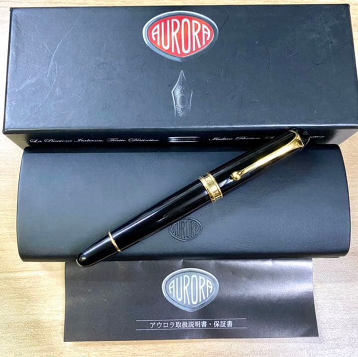 AURORA アウロラ 万年筆 88 オールブラック 14K F