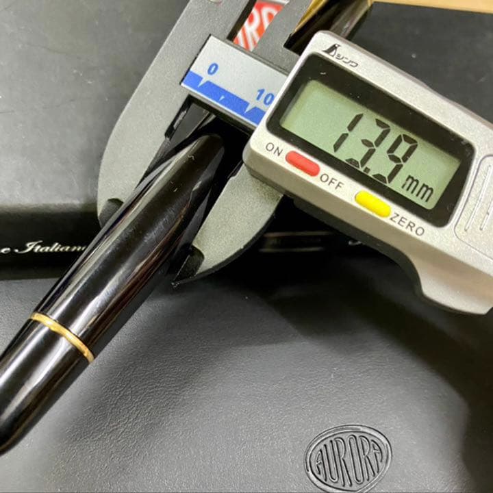 AURORA アウロラ 万年筆 88 オールブラック 14K F