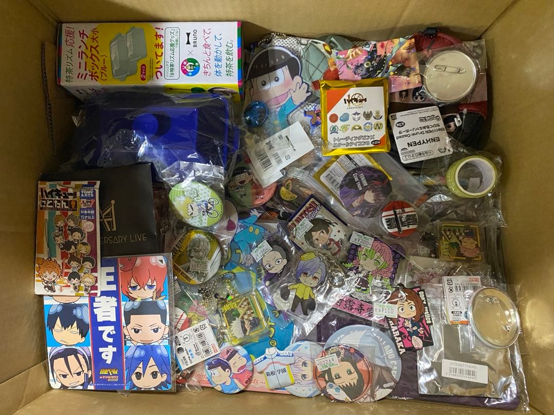 アニメグッズ ノンジャンル 雑貨　大量　まとめ売り　120サイズ　10Kg