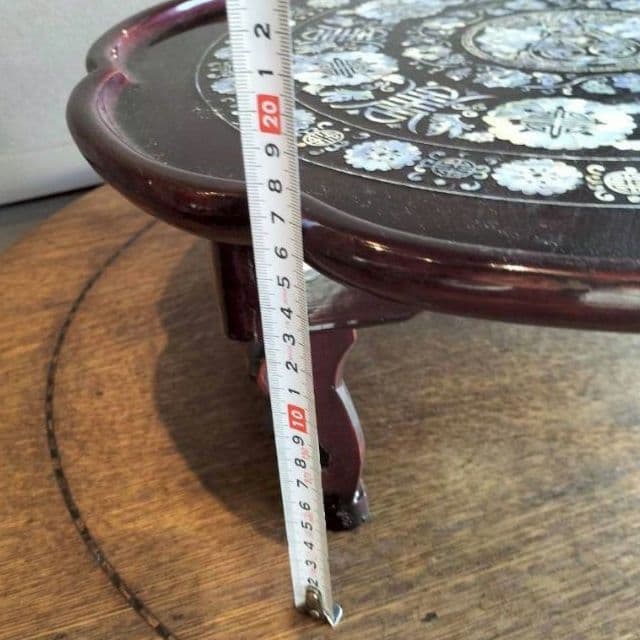 貝細工装飾の木製テーブル　御膳　螺鈿　使用感有