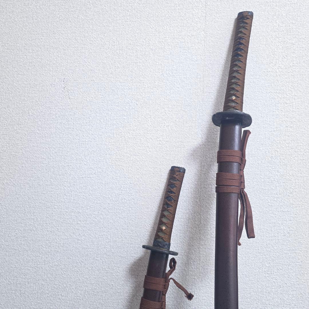 【128】模造刀 本セット 刀 刀剣 全長約105cm 脇差 全長約70cm