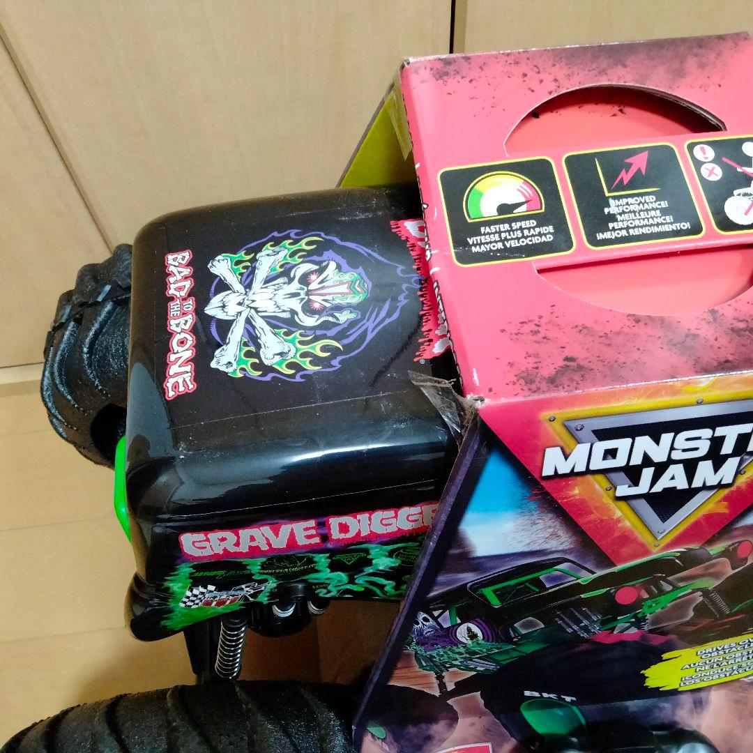 【巨大】モンスタージャム オフィシャル メガ グレイブ ディガー 全地形対応