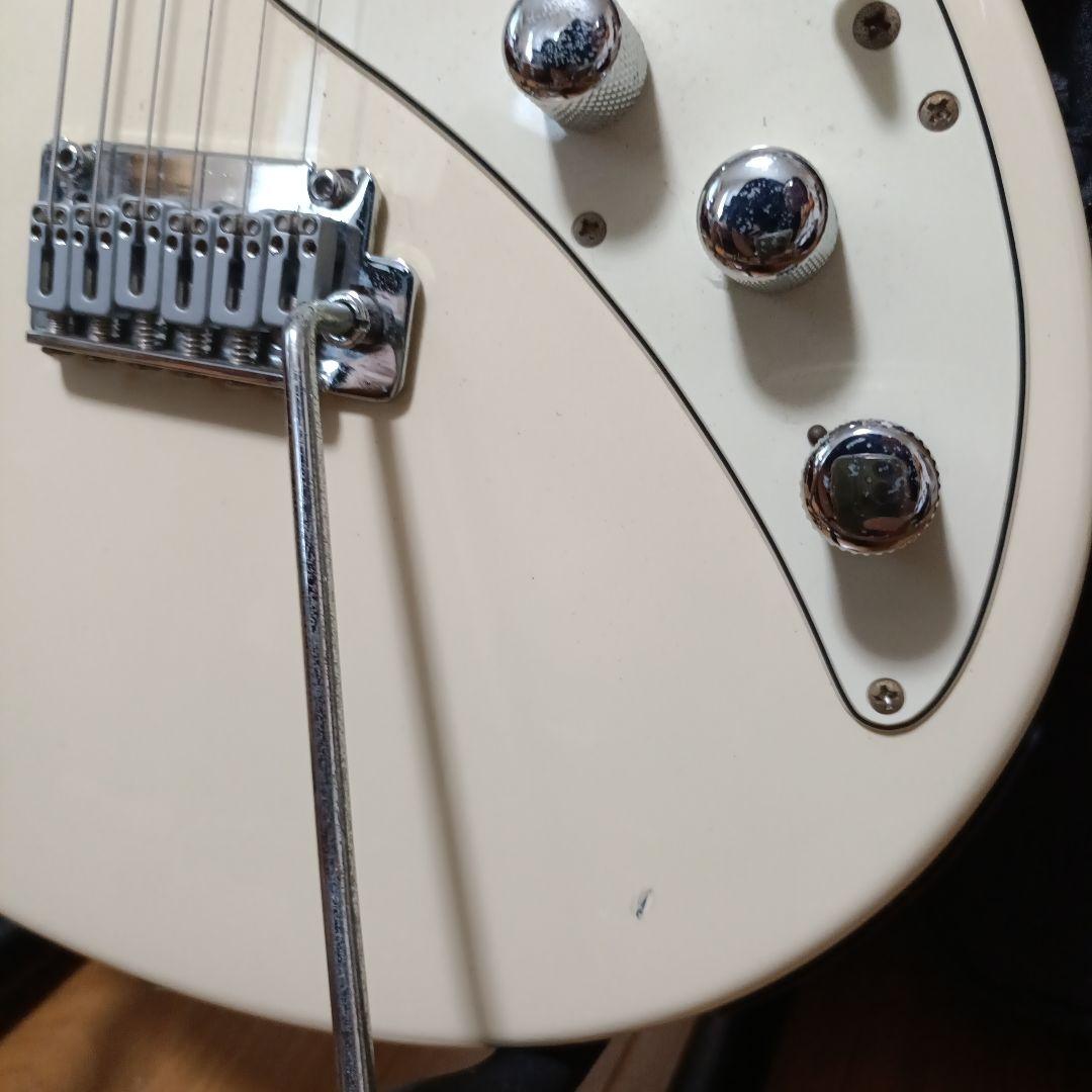 LINE 6 Variax 600 白 エレキギター