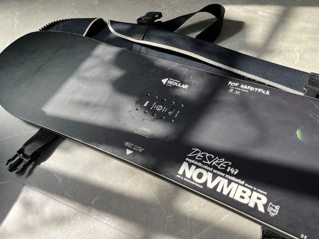 【147cm】NOVEMBER DESIRE スノーボード　ノベンバー　デザイア