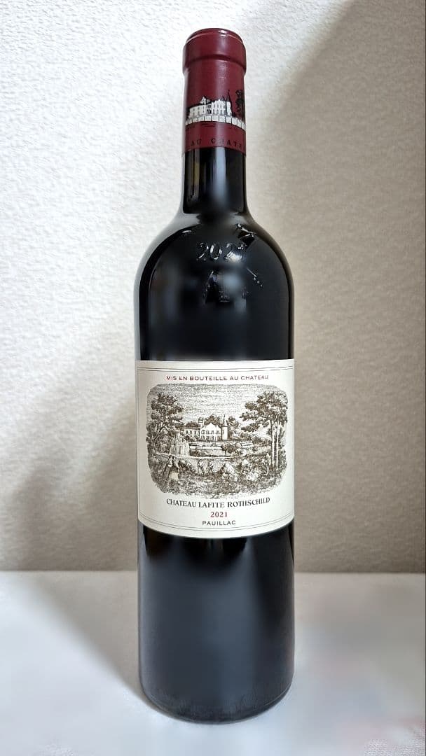 シャトー　ラフィット・ロートシルト　2021年　インポーター：ファインズ