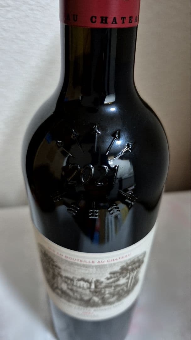 シャトー　ラフィット・ロートシルト　2021年　インポーター：ファインズ