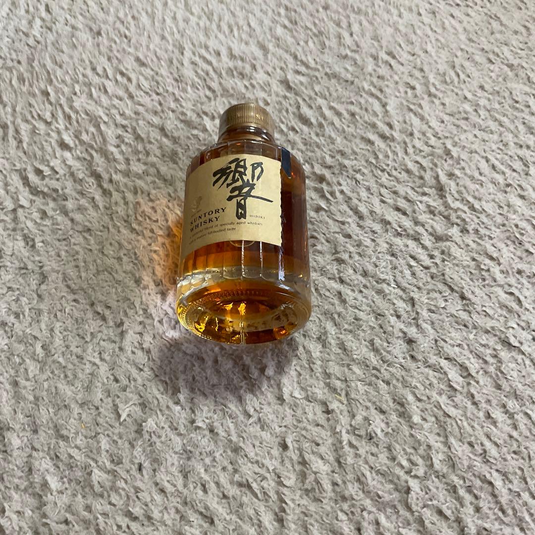 旧ラベル　サントリー【響】ミニボトル　ゴールドキャップ　古酒　ウイスキー値下げ