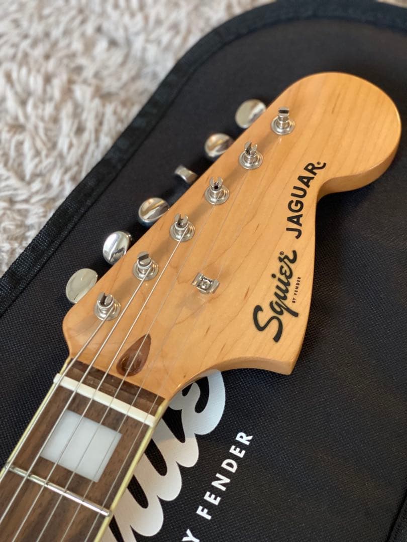 美品　SQUIER Classic Vibe '70s Jaguar Black