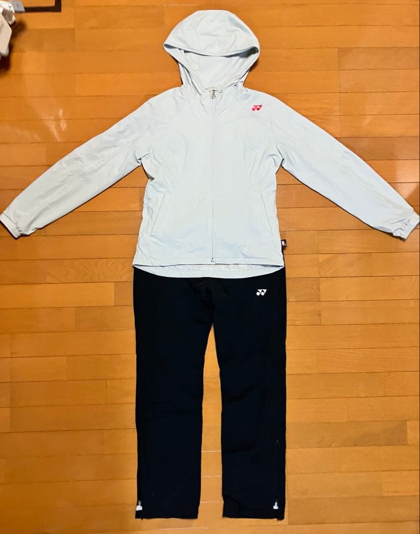 結*花様 【美品】ヨネックス　ウィンドブレーカー　ウォームアップウェア　上下セッ