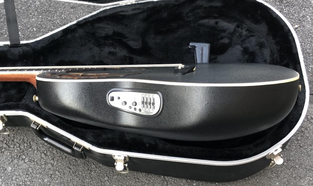 Adamas W 597T by Ovation USA Air Locks付