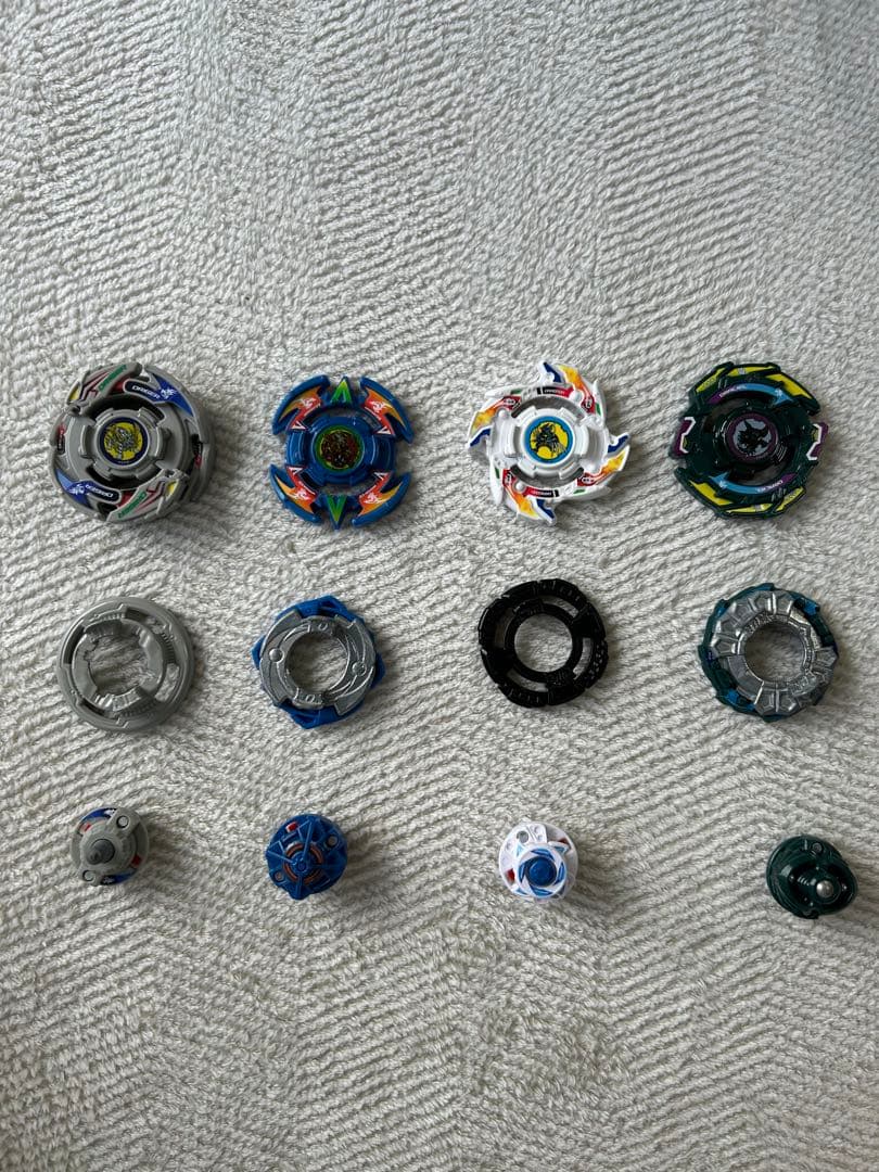 ベイブレードバースト　爆転シュートベイブレード 2023 V2セット