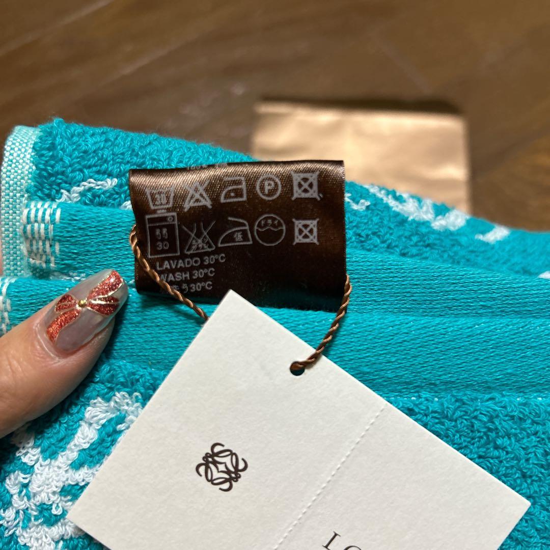 新品 未使用 タグ付き LOEWE ロエベ タオル ハンカチ ターコイズ