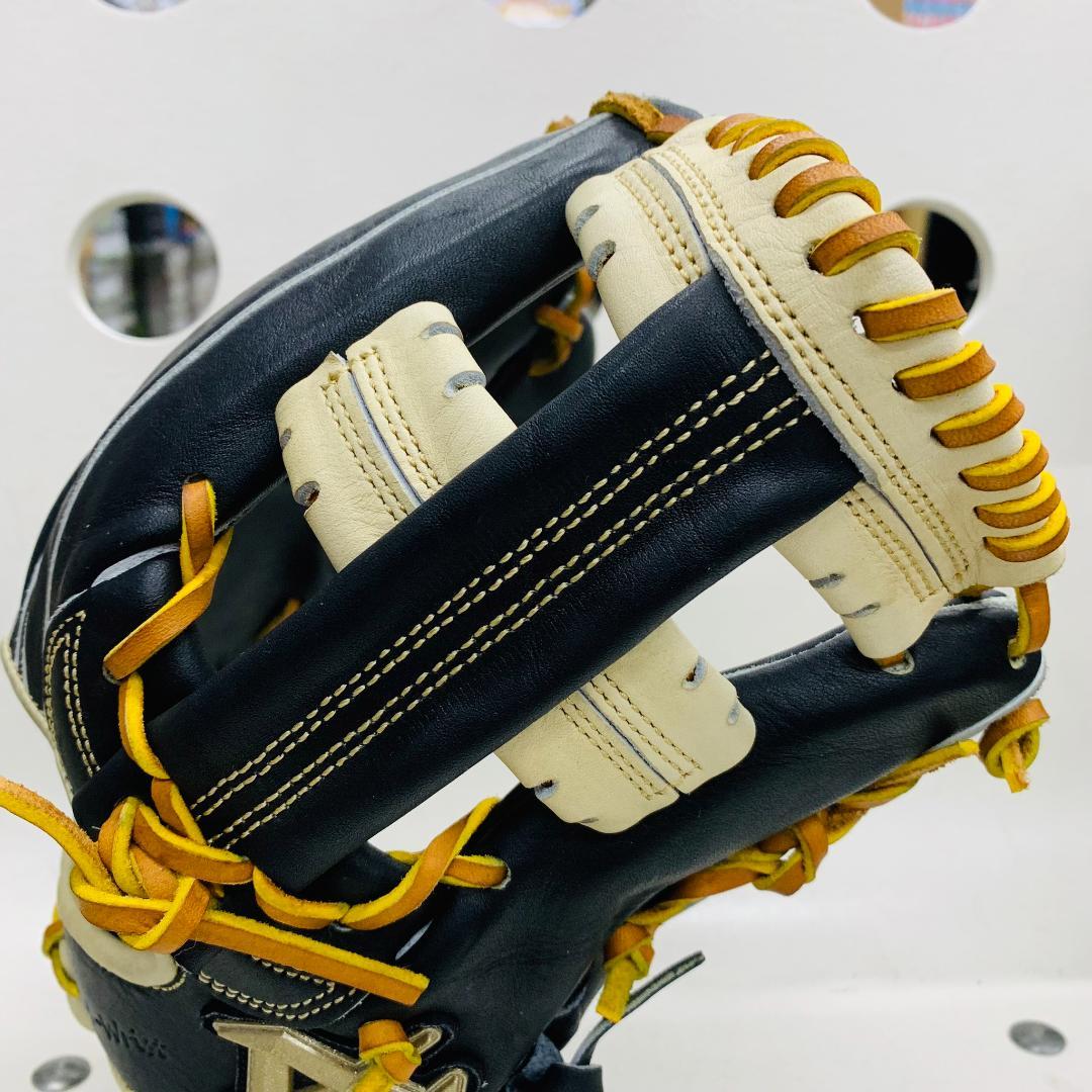 アトムズ　ACN-066　066型　軟式　内野手用　牧選手愛用メーカー　型付け済