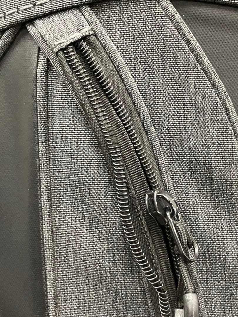 だり！オークリー キャディバッグ 9.5型　ゴルフバッグ