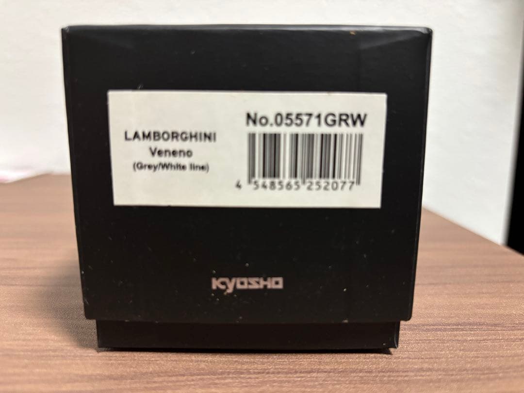 KYOSHO Lamborghini Veneno 1/43スケール