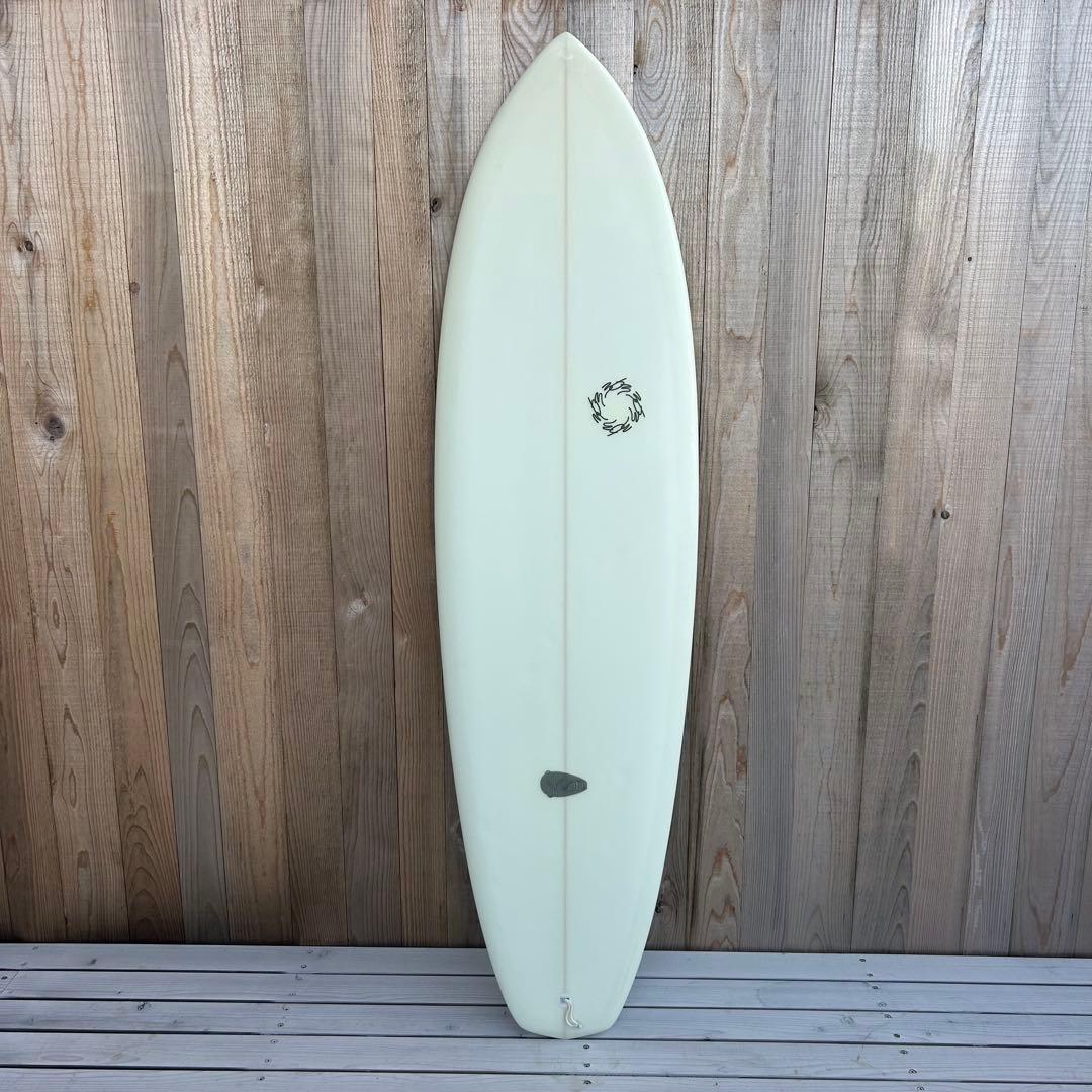 美品 3o3 スリーオースリー spoon スプーン 6’3 ミッドレングス