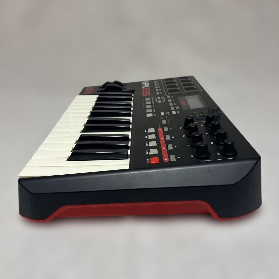 AKAI MPK225 MIDIキーボード