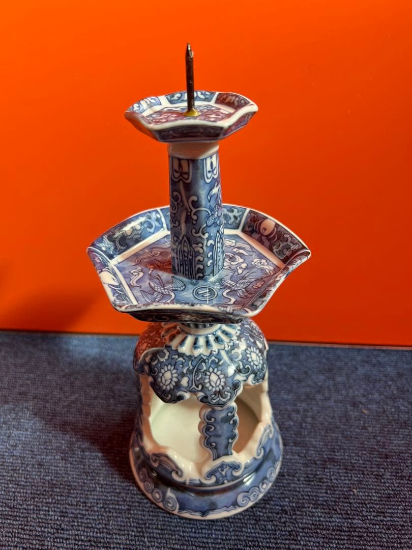 811 中国　大明萬暦年製　瑞雲翔鶴図 燭台 蝋燭台 舞鶴花文燭台