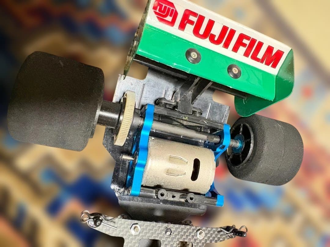 タミヤ 1/10RC F103 カスタムシャーシ 完成品 ジョーダン191ボディ