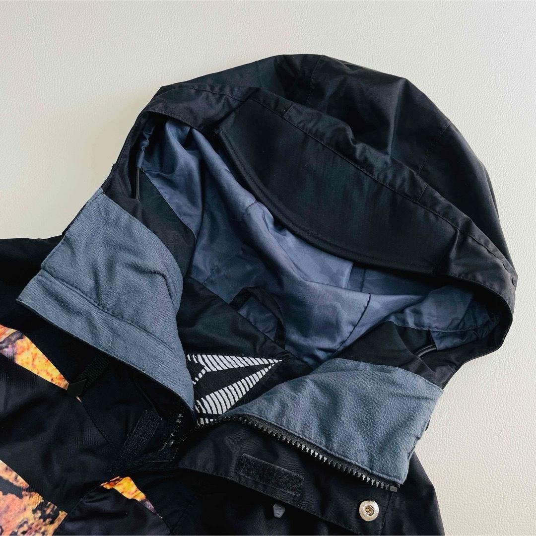 6734 ボルコム　ジャケット　スノボウェア　メンズ　ボーダー　アニマル柄