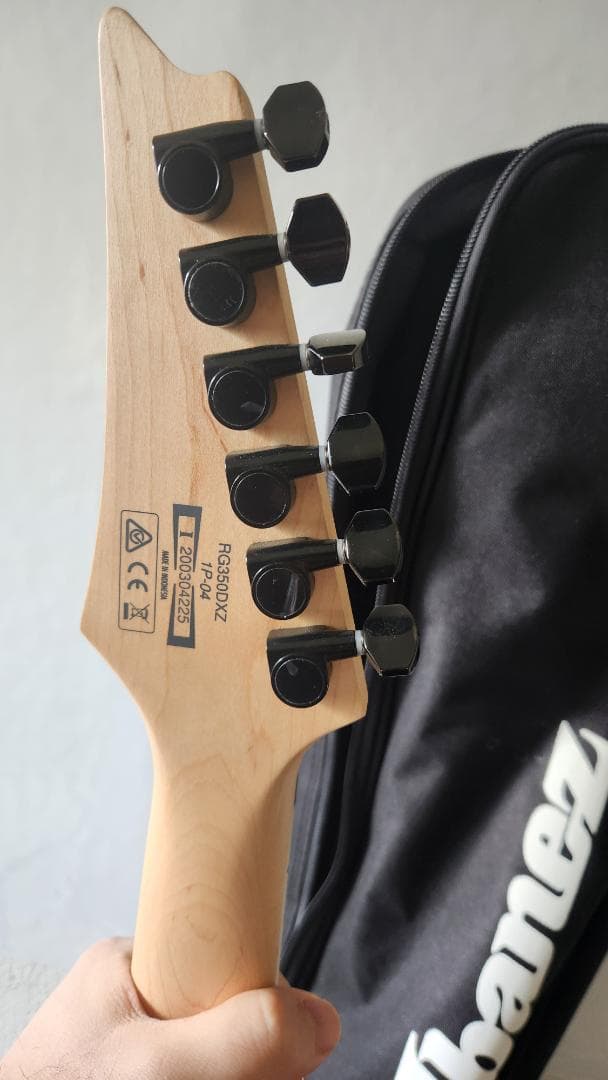 Ibanez RG350DXZ ホワイト｜新品に近い｜ケース付