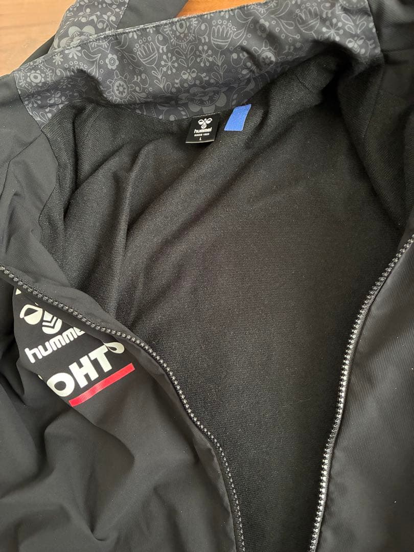 ガンバ大阪 ウーブンジャケットL 支給品スタッフモデル　ヒュンメル製　値下げ