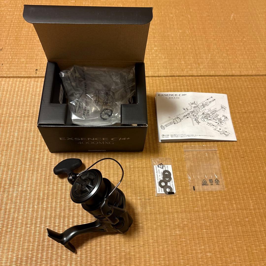 シマノ　１８　エクスセンスＣＩ４＋　４０００ＭＸＧ／スピニングリール