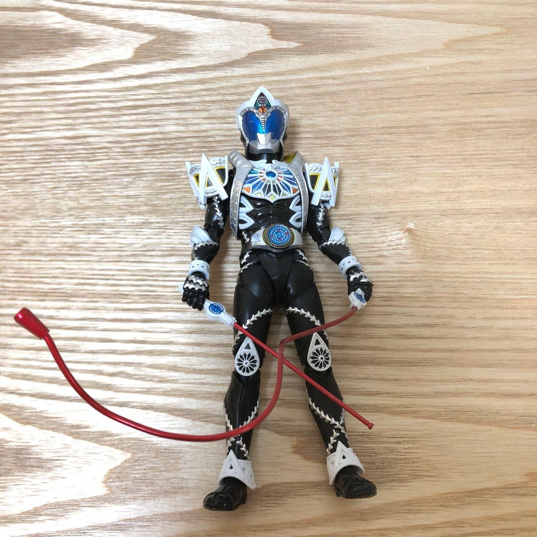 S.H.Figuarts（真骨彫製法） 仮面ライダーサガ