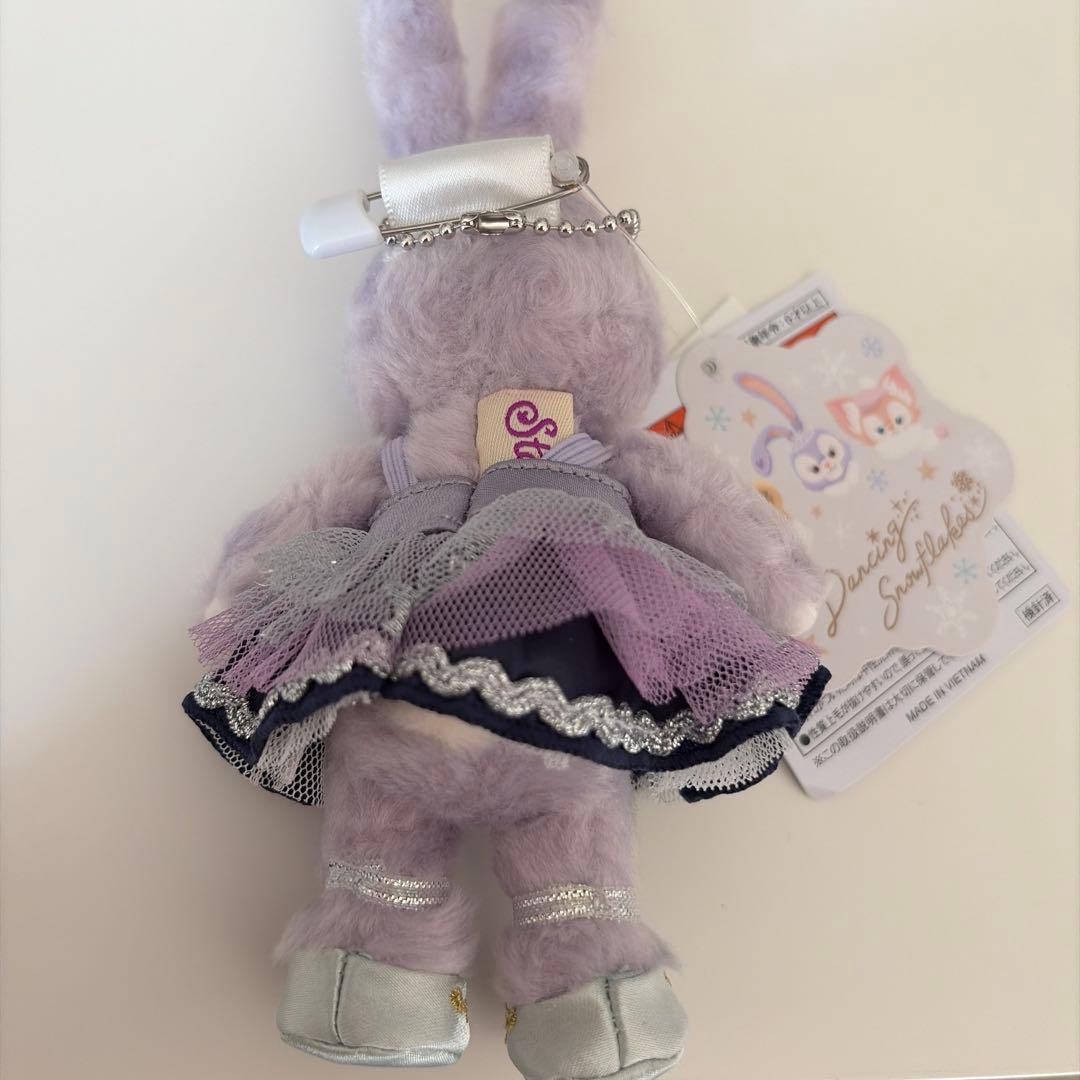 ステラルー ダンシングスノーフレークス♡ダッフィフレンズ ぬいぐるみバッジ