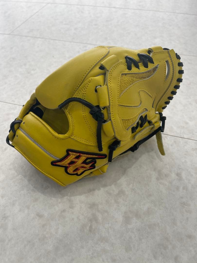 野球　グローブ　投手用　ハイゴールド