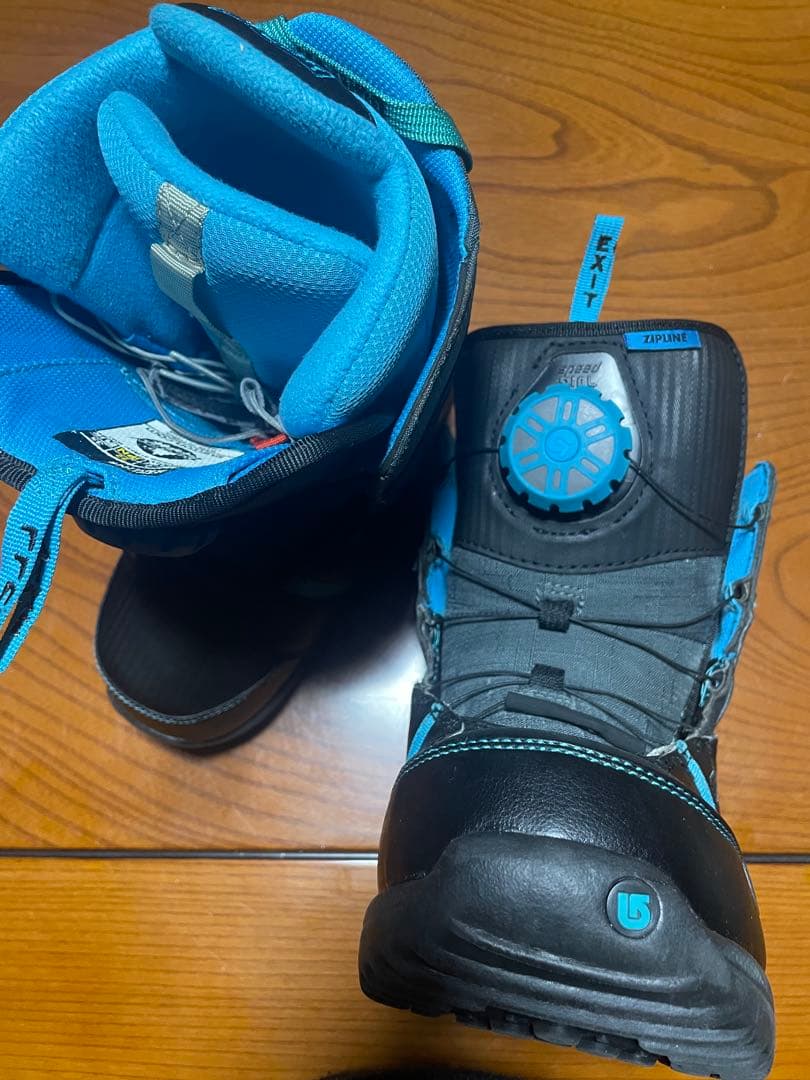83様用　Burton スノーボードブーツ BOAシステム　22cm