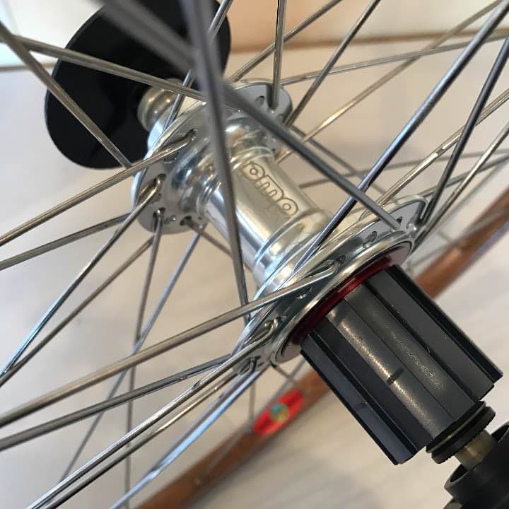 ギサッロ   木製ホイール