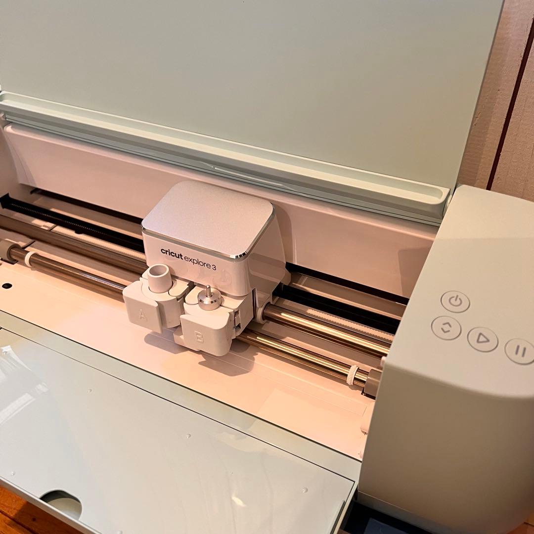 【美品】Cricut クリカット エクスプローラー3