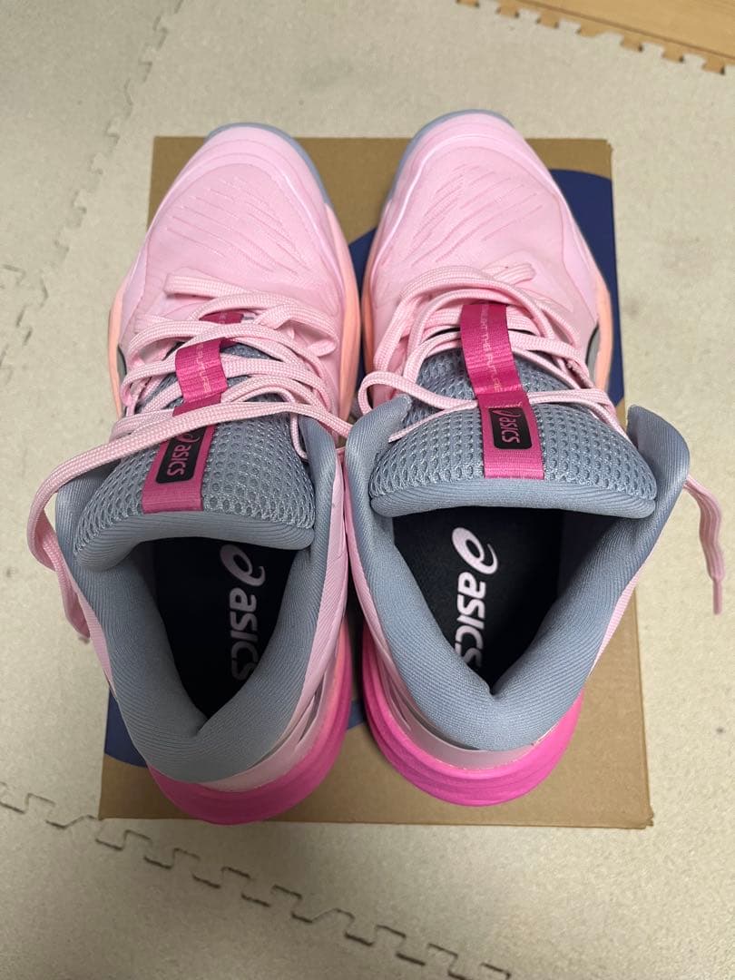 asics バレーボールシューズ ピンク/グレー