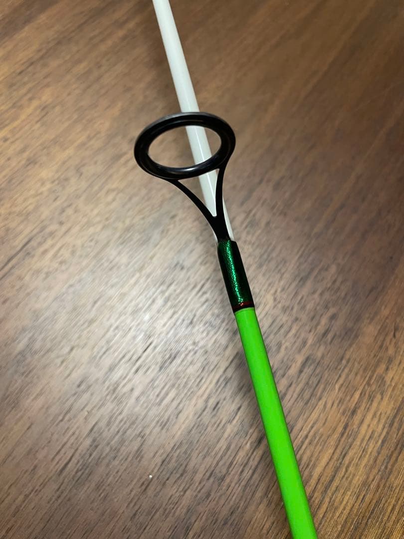 希少　アジリンガーZ 8.0L レイン