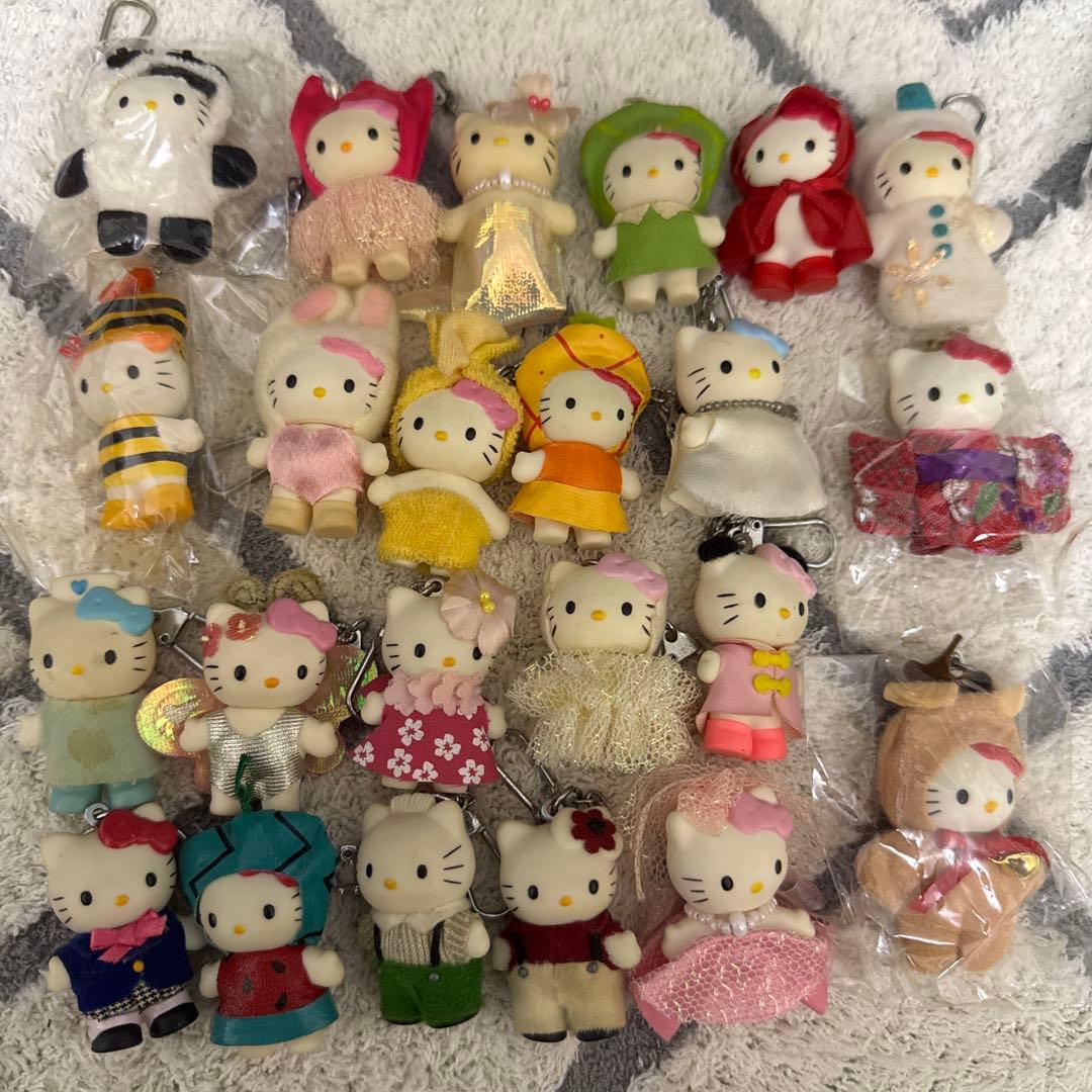 激レア‼️レトロ✨️ハローキティ　フィギュア コスチュームドール 23点セット