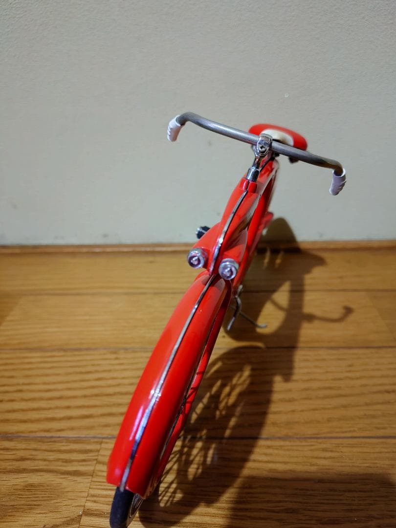 クラシック赤自転車モデル 約30cm スタンド付き