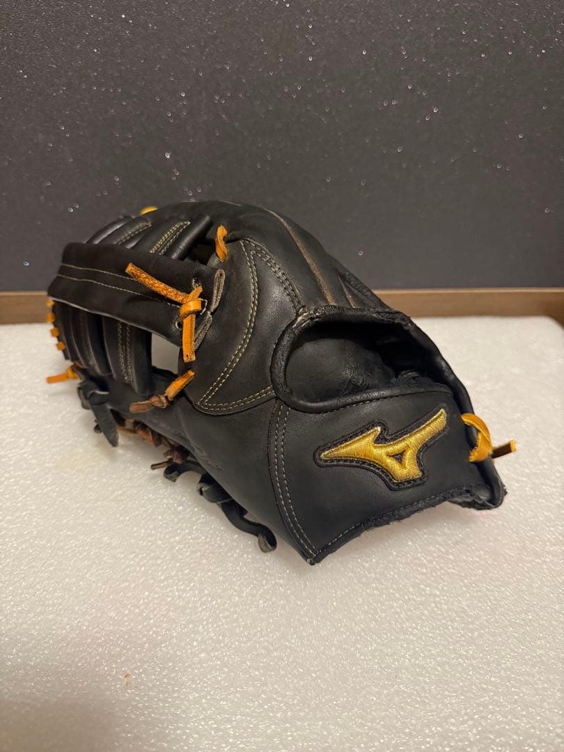 ★人気★ ミズノ 最高級 ミズノプロ 硬式外野手 左 良型 紐交換 ウェブ交換