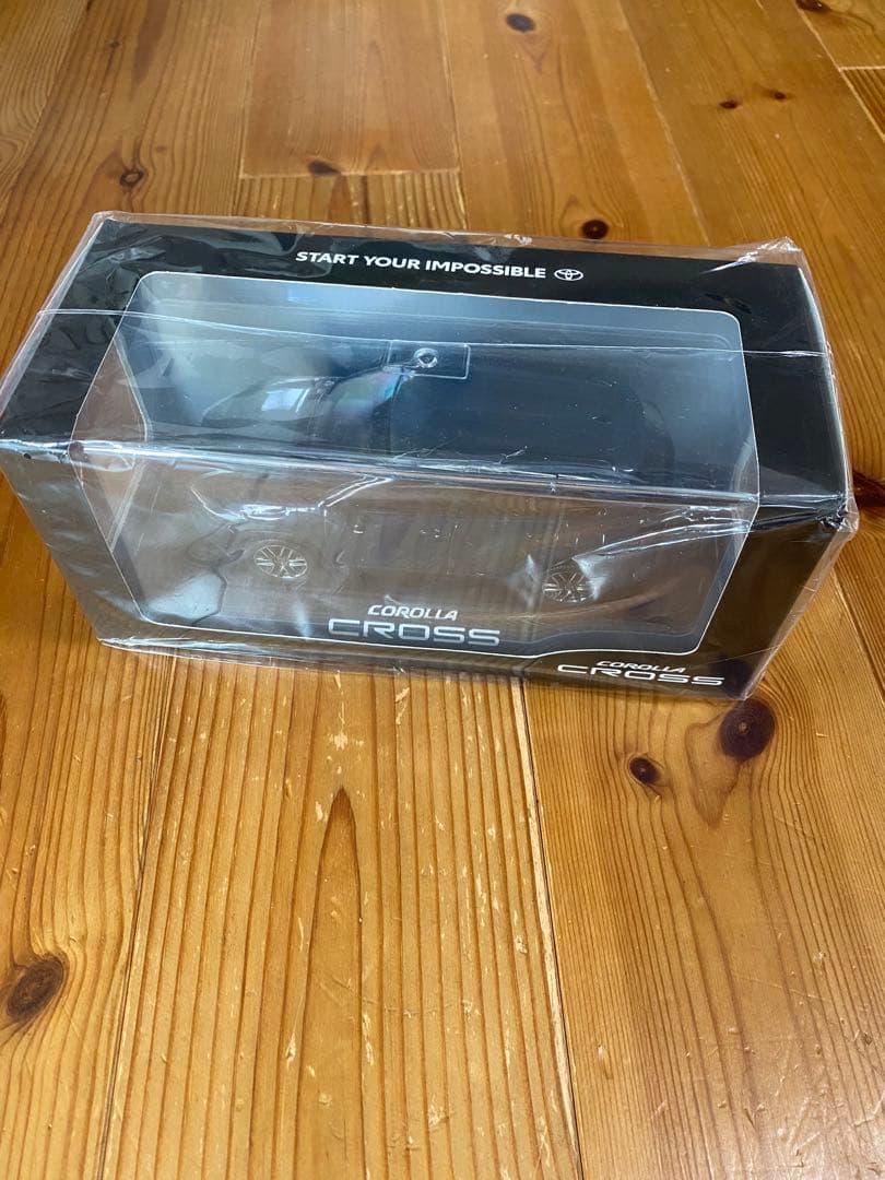 COROLLA CROSS マッシブグレー ミニカー
