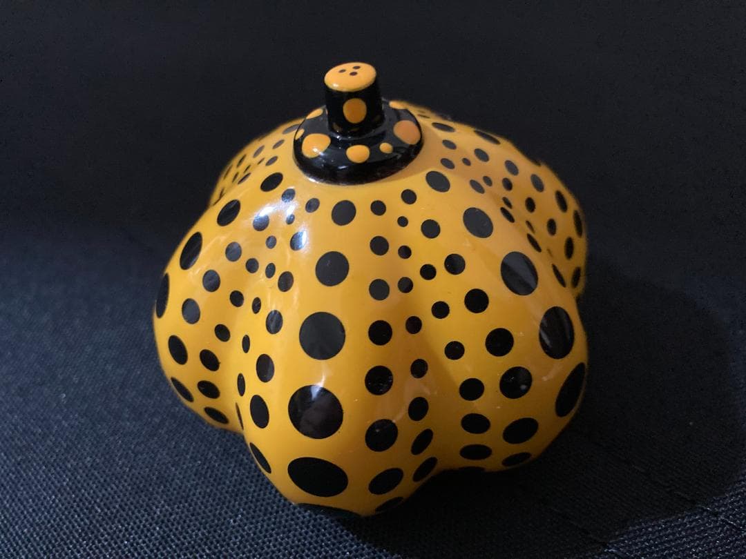 YAYOI KUSAMA PUMPKIN　MOMACON 草間彌生 廃盤 LV