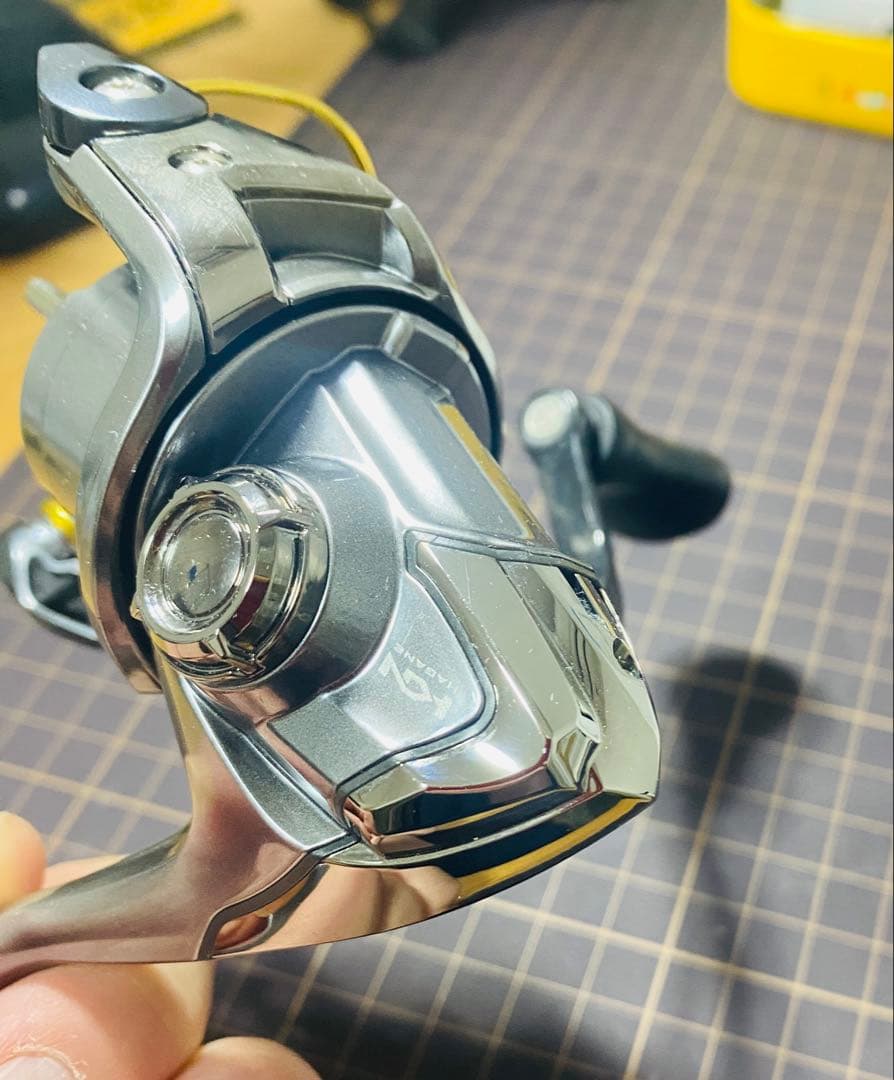 シマノShimano 16ヴァンキッシュVanquish C2000S リール