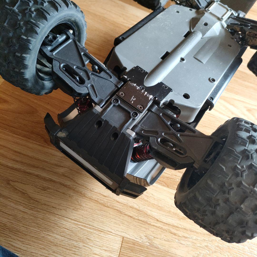 MJX 10208 V2 オフロード　ラジコン