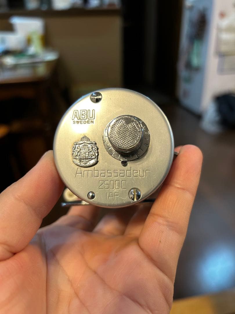 ABU Ambassadeur 2500C ベイトリール